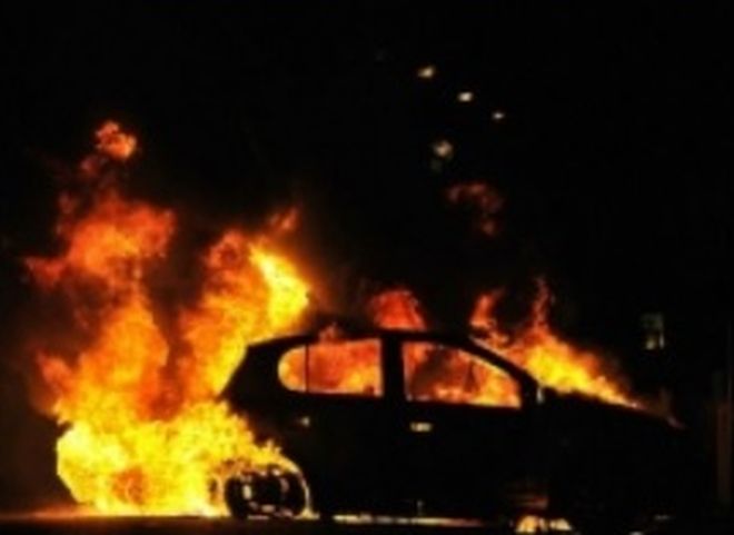 Ночью в Рязани сгорел автомобиль