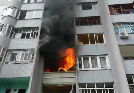 Жилой 9-этажный дом взорвался в Набережных Челнах  (видео)