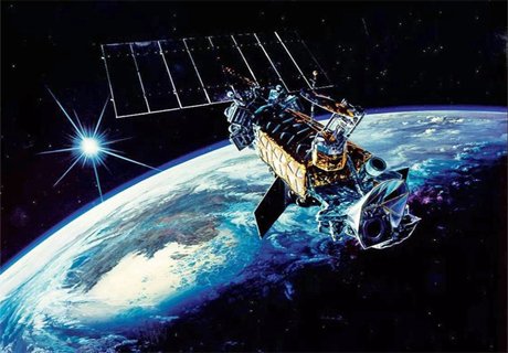 Семь военных спутников США могут взорваться на орбите