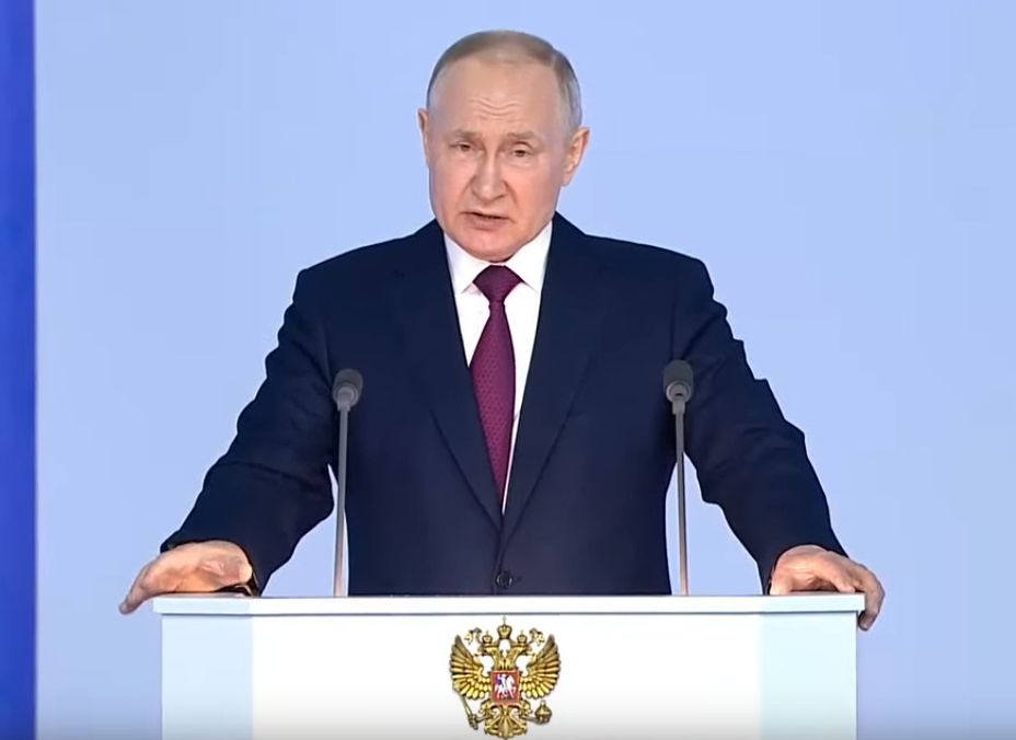 Путин признался, что сам с трудом выслушал бы свое послание Федеральному собранию