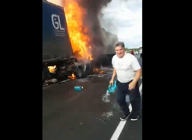 Опубликовано видео аварии со сгоревшей заживо молодой парой из Тольятти