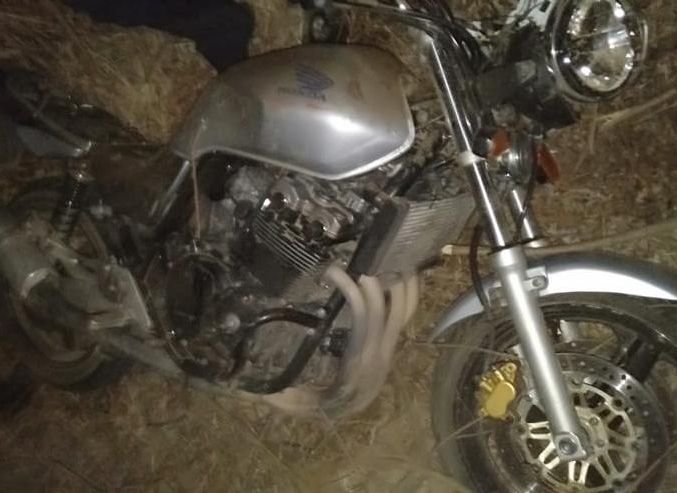 В Клепиках мотоцикл улетел в кювет, байкер и его пассажир получили серьезные травмы