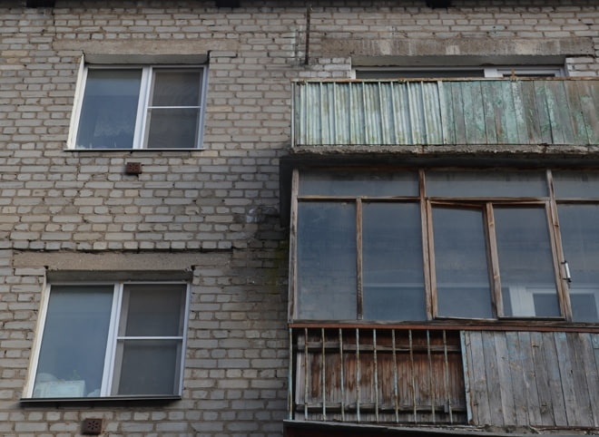 Молодому человеку, выпавшему из окна в Дашково-Песочне, не потребовалась госпитализация
