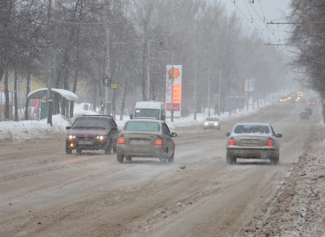 Автоинспекторы обратились к рязанским водителям в связи со снегопадом