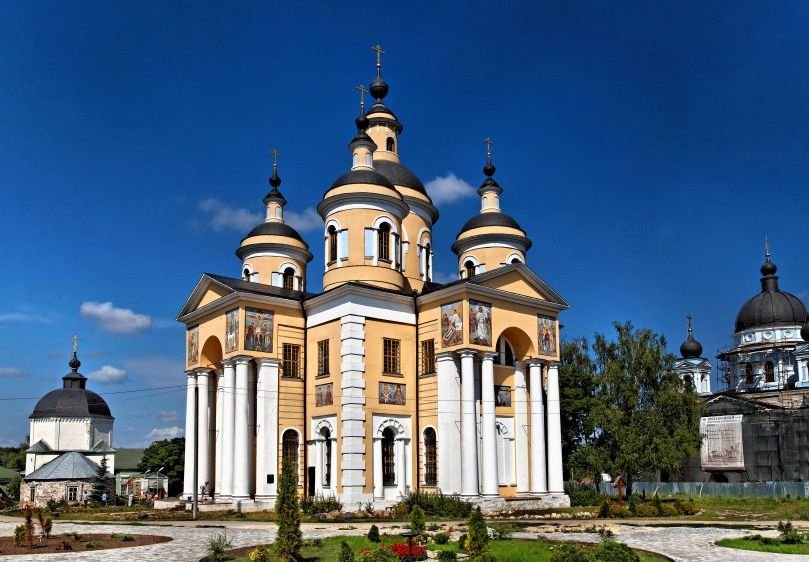 Рязанский монастырь вошел в топ-10 популярных мест для паломничества