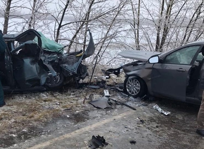 В ДТП в Воронежской области погибли четыре человека