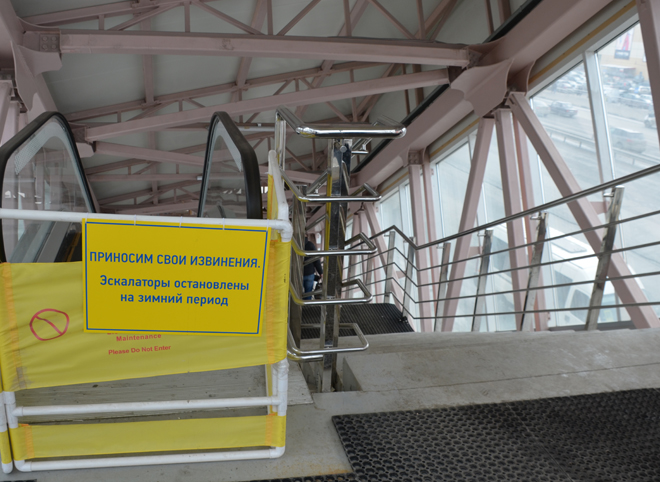 С июля запустят эскалаторы в переходе у «Премьера»