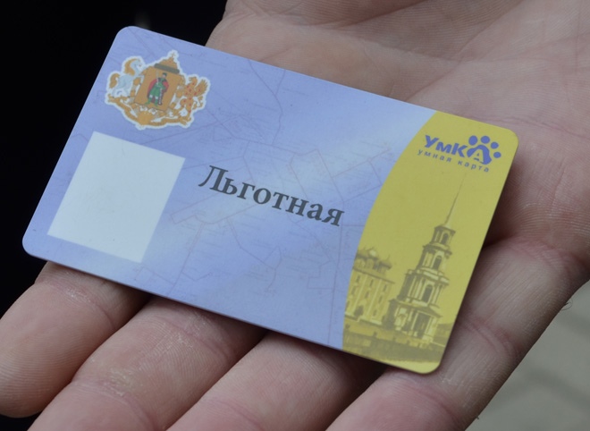 Соцсети: в Рязани водитель маршрутки отобрал у пассажирки льготную карту