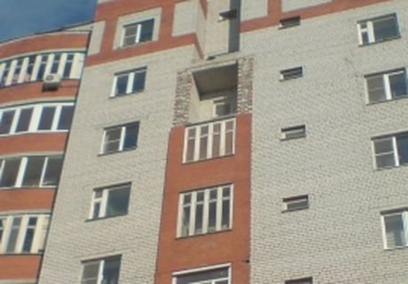 В 10-этажке на улице Татарской обрушился балкон