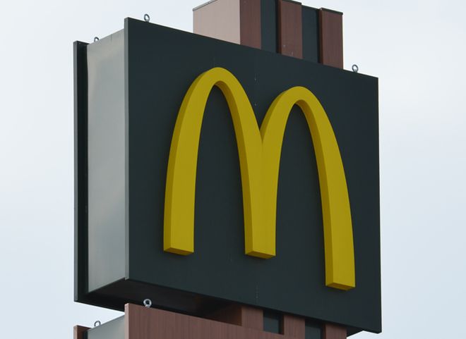 Школьница внезапно умерла за столиком ресторана McDonald's в Костроме