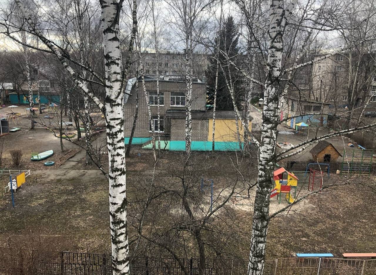 «Улетевшую» крышу рязанского детского сада начали ремонтировать