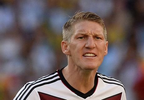 Швайнштайгер покидает сборную Германии по футболу