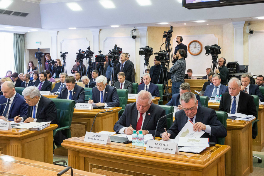 Аркадий Фомин принял участие в заседании Президиума Совета законодателей России