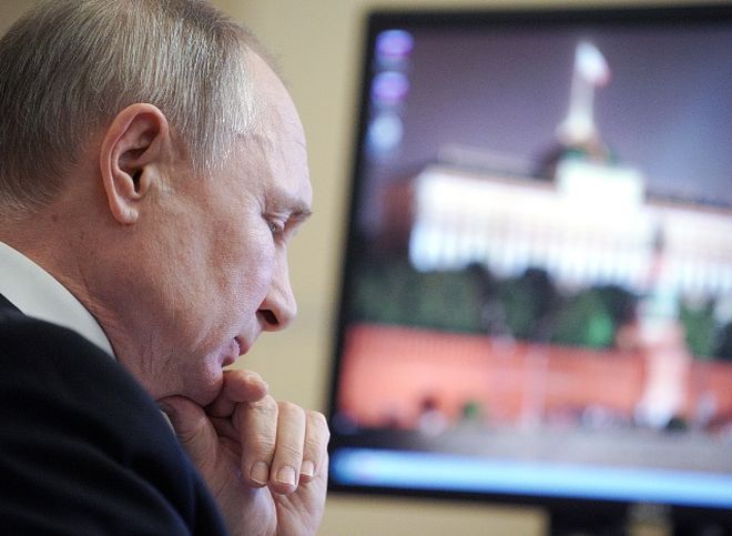 Путин рассказал, как готовился к побочным эффектам от прививки