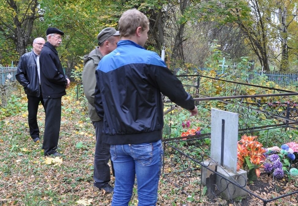 Вандал, разгромивший кладбище под Рязанью, погиб в ДТП
