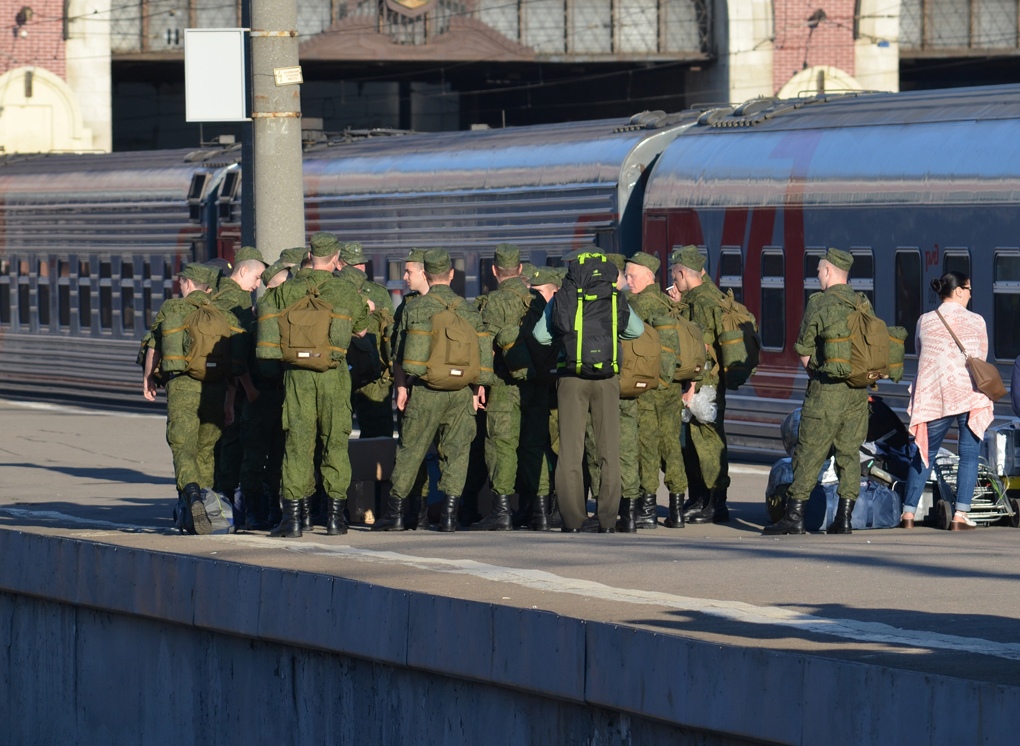 Когда закончится мобилизация. Военная мобилизация. Российские военные мобилизация. Мобилизация в Москве. Призыв.