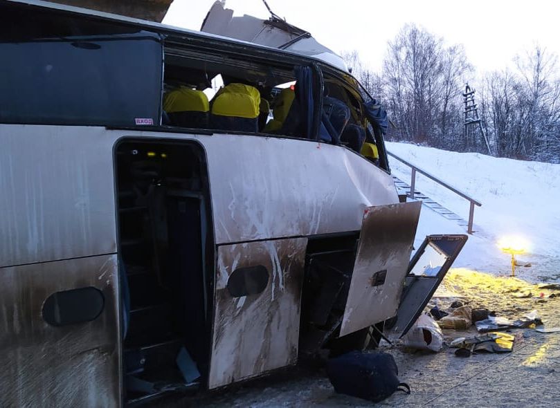 Любимов поручил оказать всю необходимую помощь пострадавшим в ДТП с автобусом