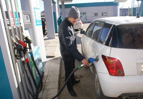 В России начали выпускать бензин стандарта Евро-6