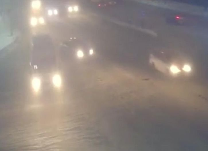 Авария с участием маршрутки на Московском шоссе попала на видео