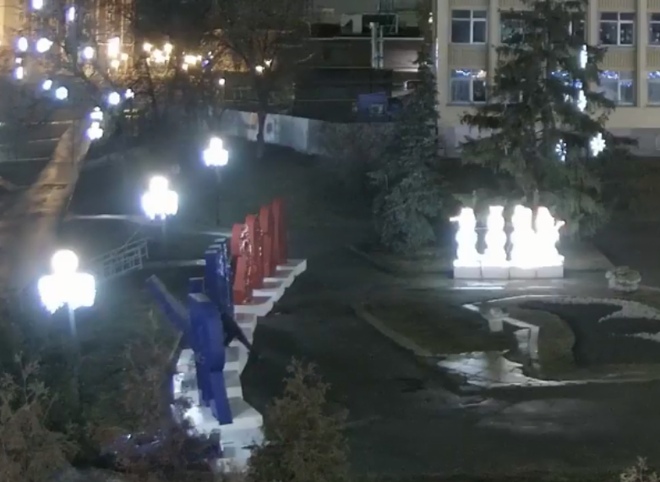 Надпись «Рязань 2020» на Лыбедском бульваре сломал вандал