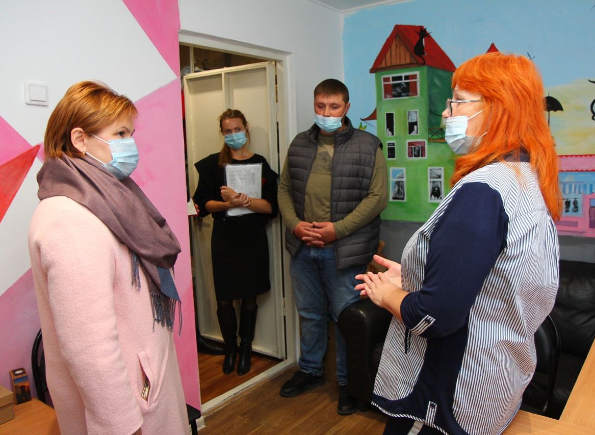 Мэр Рязани встретилась с активистами благотворительного фонда «Рука помощи»