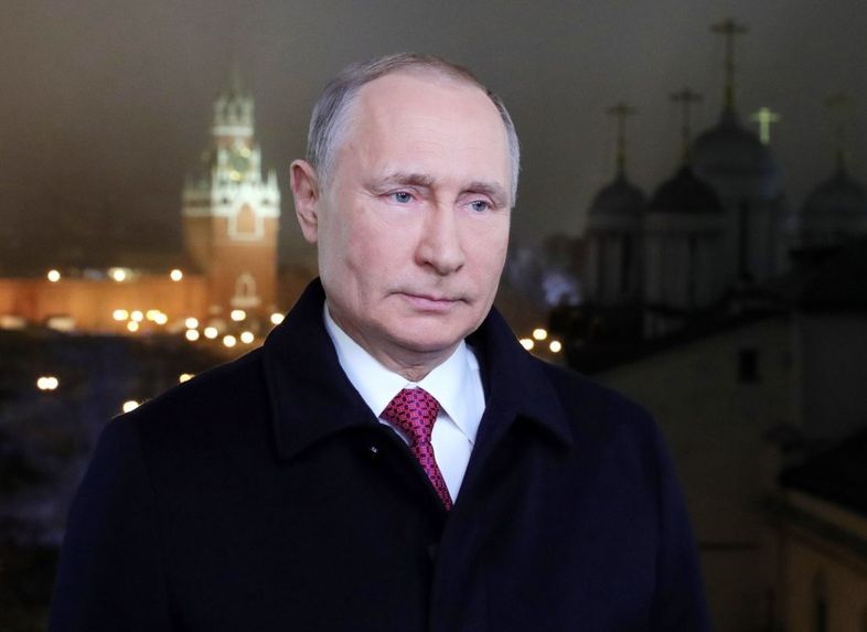 В сеть выложили новогоднее обращение президента Путина