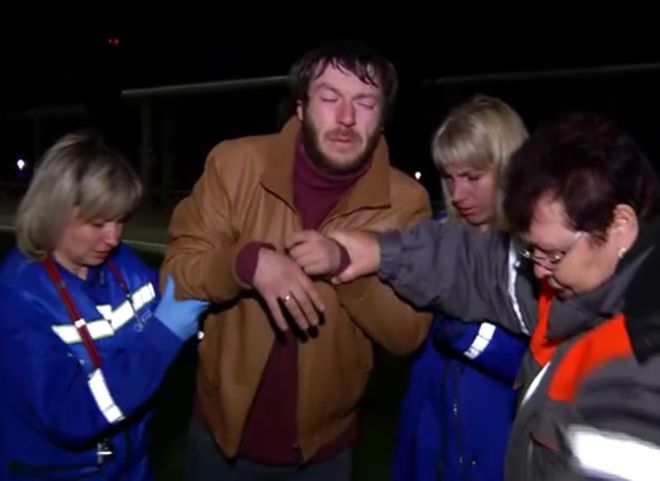 В Рязани невменяемый водитель BMW протаранил остановку (видео)