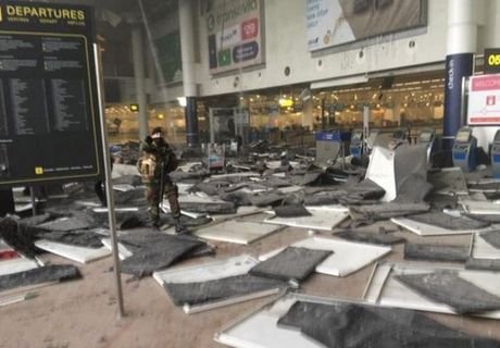 Момент взрыва в Брюсселе попал на камеры видеонаблюдения