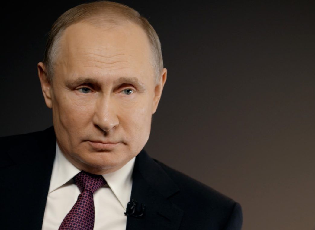 Песков объяснил, почему Путин не прививается от коронавируса