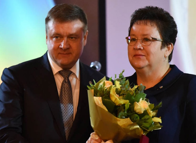 Любимов поздравил рязанских педагогов с Днем учителя