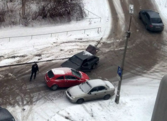 На улице Березовой столкнулись Opel и ВАЗ-2114