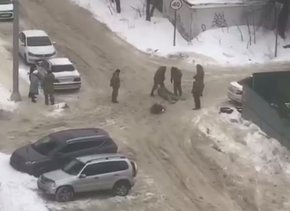 В Октябрьском городке подрались добровольцы, которые готовятся поехать на  СВО