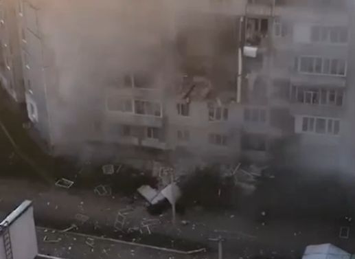 В жилом доме в Ярославле произошел взрыв, рухнули три этажа