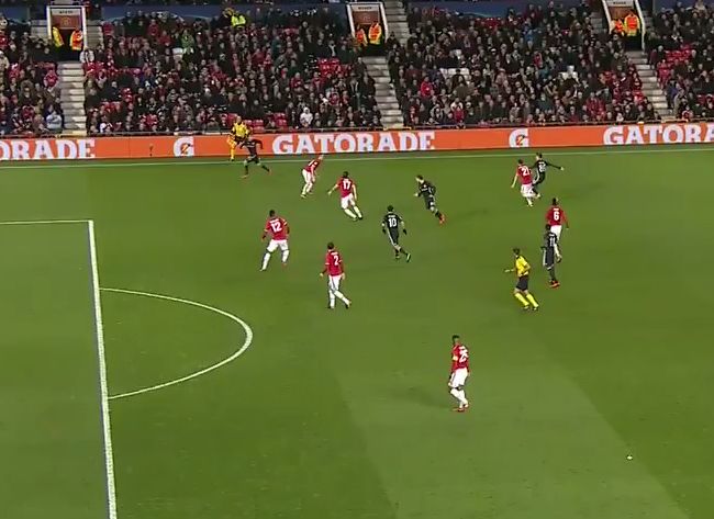 Рязанский футболист Кучаев организовал гол в ворота «Манчестер Юнайтед» (видео)