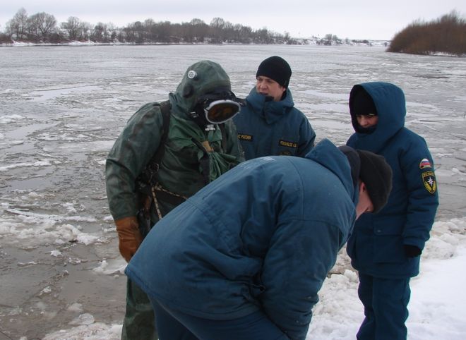 В Новомичуринском водохранилище едва не утонул мужчина