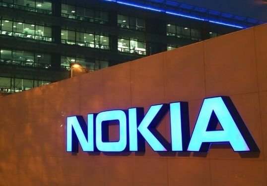 Эксперты: Nokia планирует вернуться в мобильный бизнес