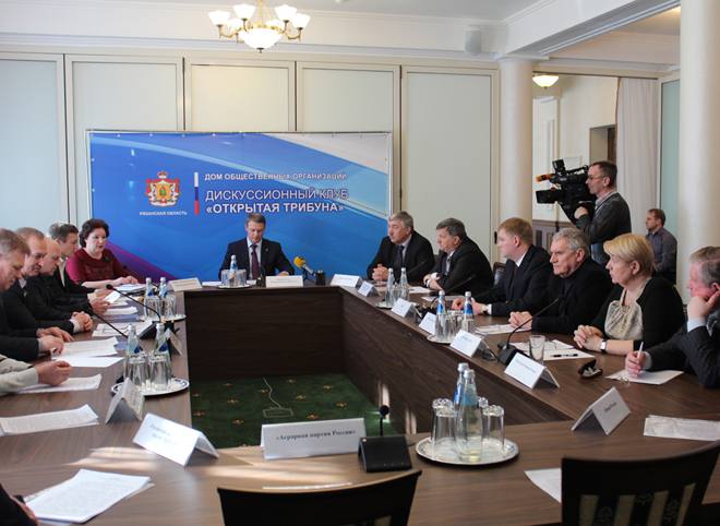 Политические силы Рязанской области поддержали обращение региональной Общественной палаты по Крыму