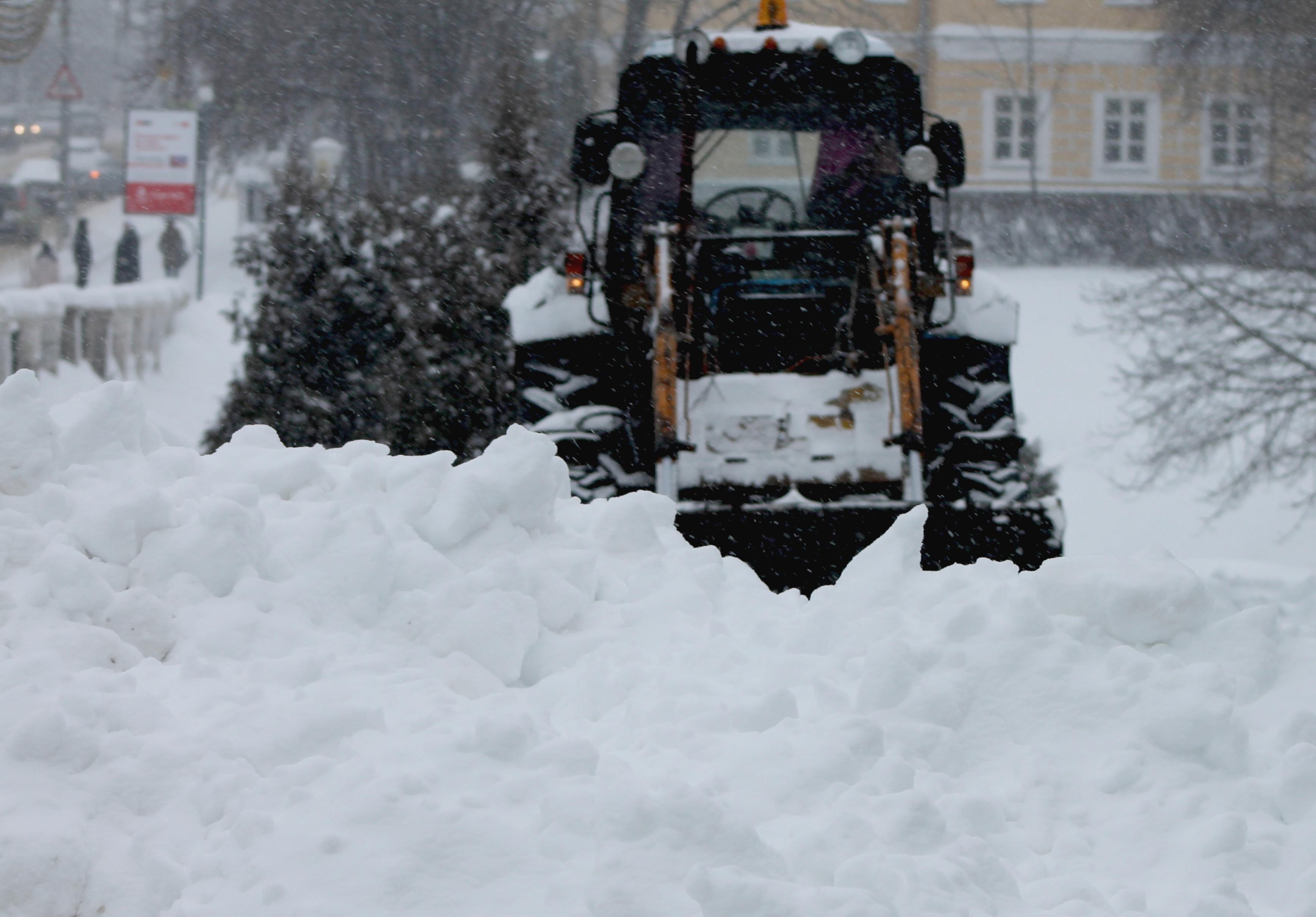 За ночь с улиц Рязани вывезли 8,5 тыс. кубометров снега
