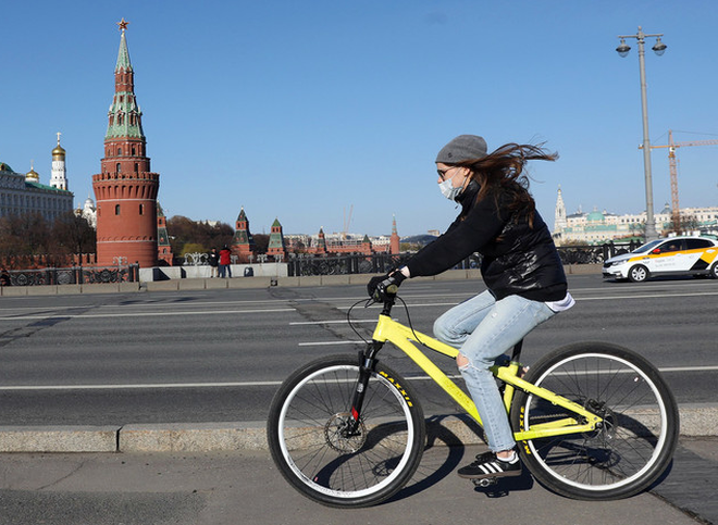 Власти Москвы рассказали о правилах прогулок на улице