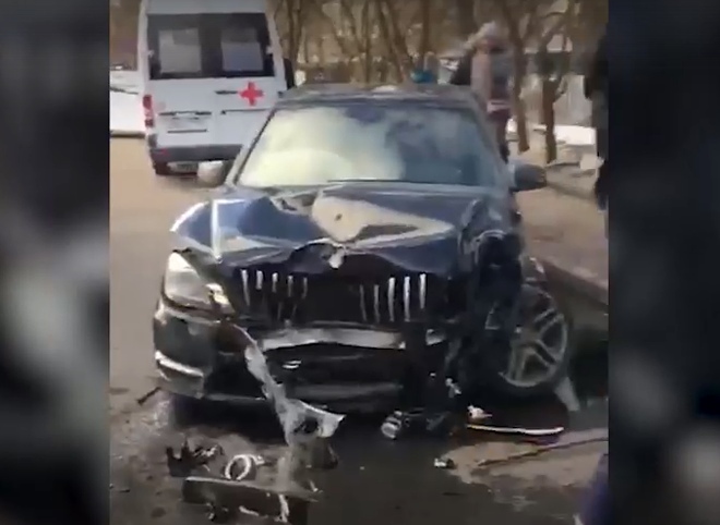 Водителя Mercedes, сбившего насмерть двух женщин на тротуаре в Москве, задержали