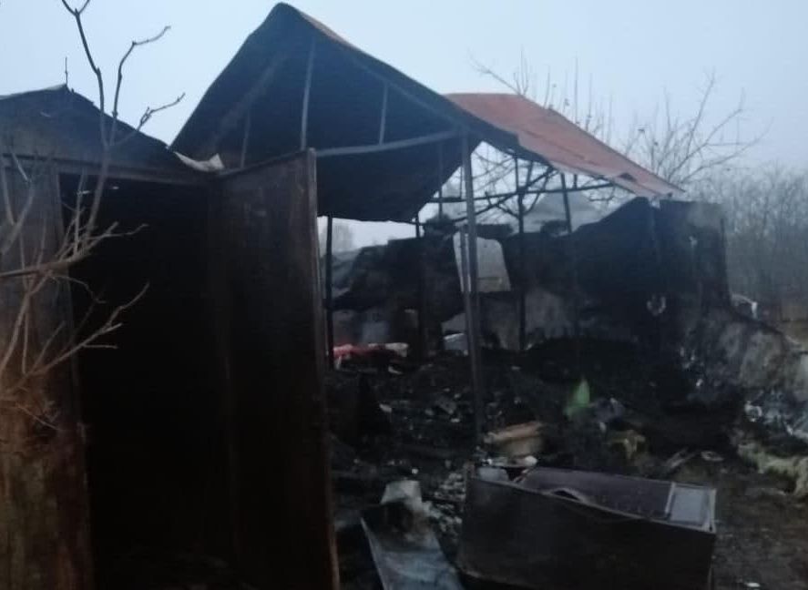 На пожаре в Спасском районе погиб 61-летний дачник из Рязани