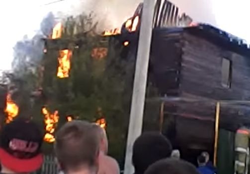 Появилось видео с места крупного пожара в Солотче