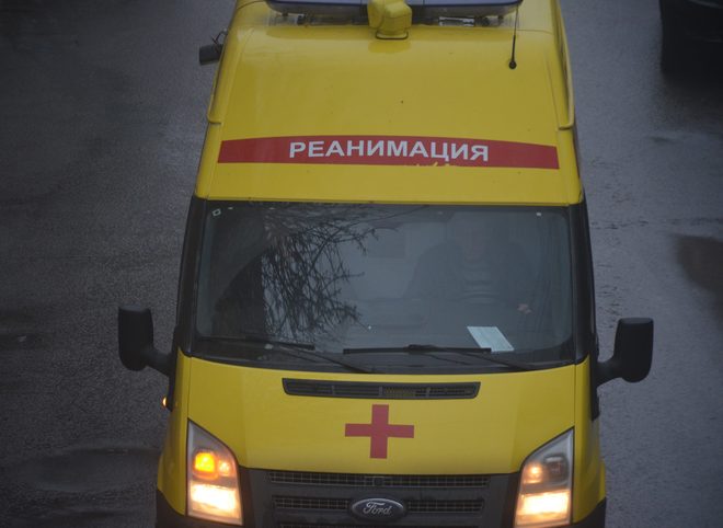 18-летний мигрант упал со второго этажа на улице Ленинского Комсомола