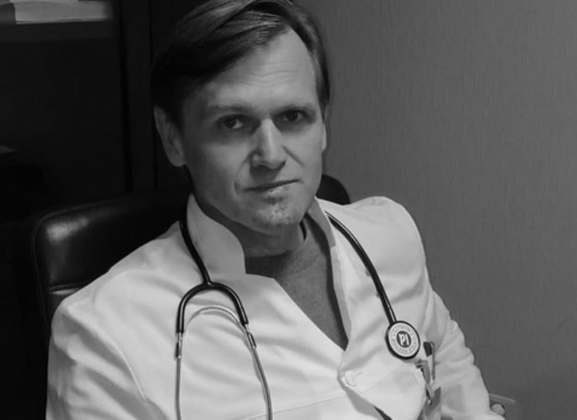 В Челябинске от ковида умер врач-гомеопат, выступавший против прививок
