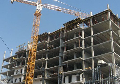 Банкротство грозит 25% строительных компаний РФ