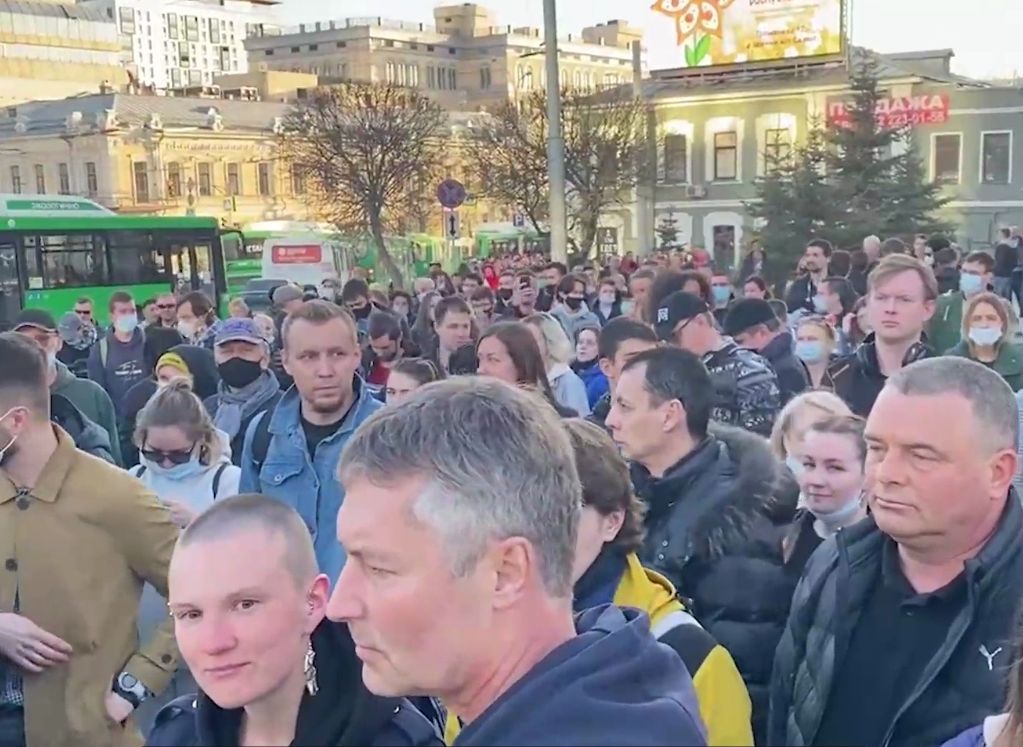 В акции протеста в Екатеринбурге приняли участие около 14 тыс. человек