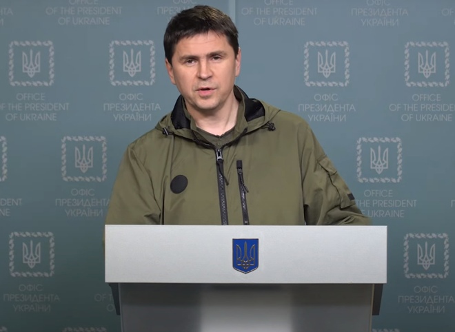 Подоляк заявил, что Украина и Россия договорились вести переговоры в закрытом режиме