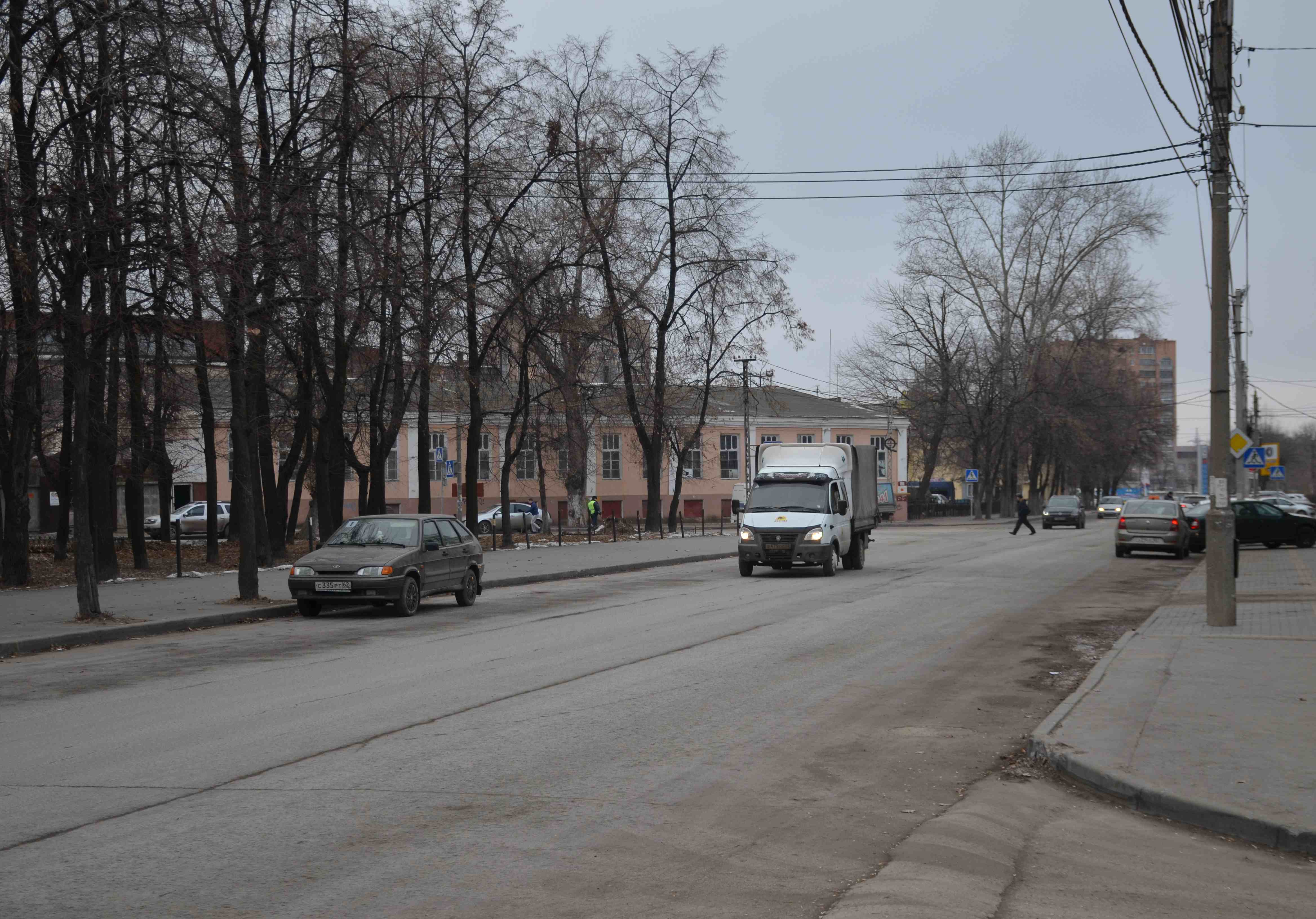 ГИБДД ищет водителя, сбившего рязанца на улице Кудрявцева