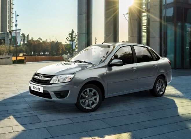 «АвтоВАЗ» представил новую версию седана Lada Granta