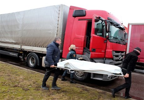 Дальнобойщик повесился из-за закрытия границы с Польшей